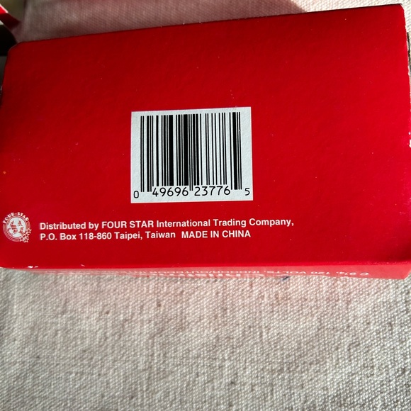 7 pks of 4 ea C-9 Clear transparent Christmas Replacement Bulbs indoor/Outdoor - Picture 6 of 6